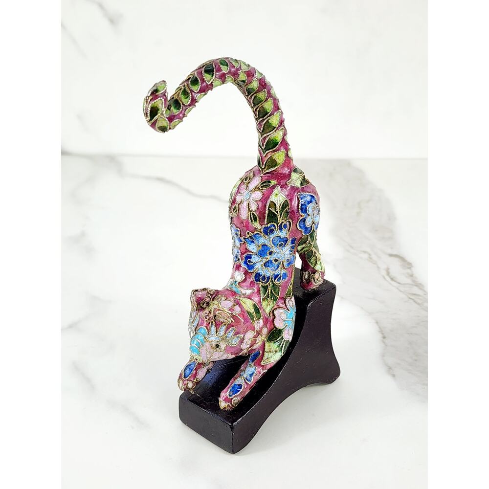 Cat Kitten Lovers 6" x 2 1/4" Ceramic Pink Multicolor Wood Base Home Decor